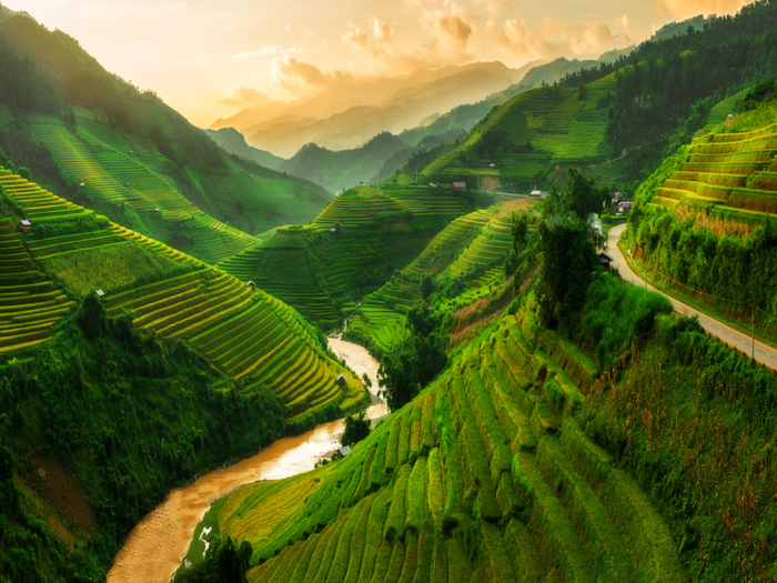 Sài Gòn - Hà Nội - Yên Tử - Hạ Long - Lào Cai - Sapa (5N)